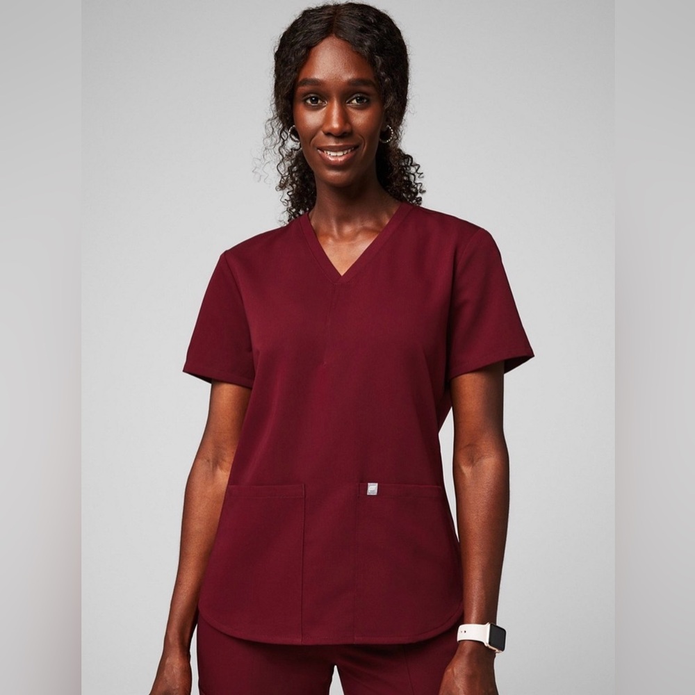 Fabletics Wine Performance Scrub Set - image 6